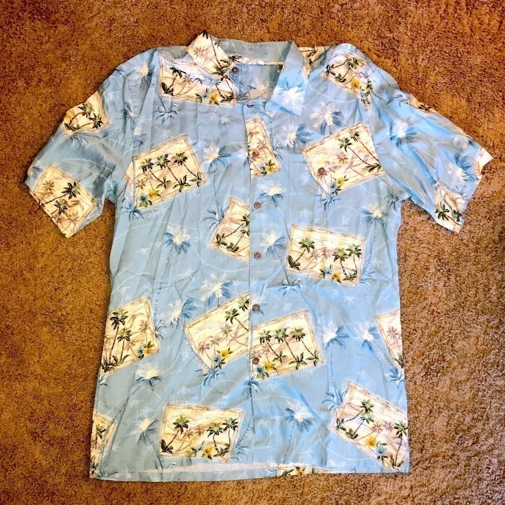 Campia Moda Vacation shirt size medium